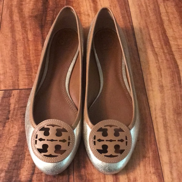 Tory Burch Shoes - Tory Burch size 8.5 gold brown flats shoes ballet